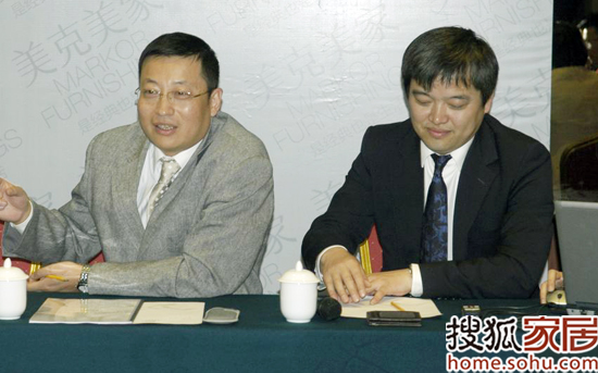 美克美家全国门店总经理赵革（左）和公关媒介总监刘春杰（右）