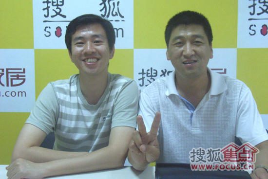 消费者曲尧（左）与商家杨立斌（右）的售后纠纷已经圆满解决