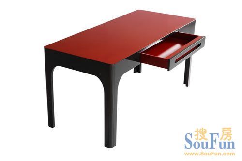 为家具品牌HC28设计的书桌