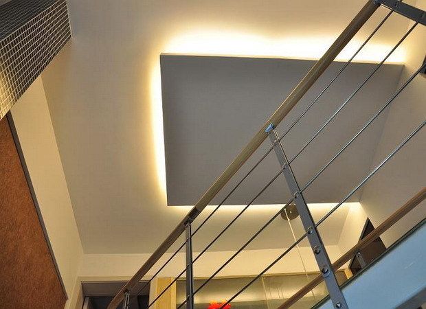 50平米一层变两层Loft~透明玻璃走廊（图） 