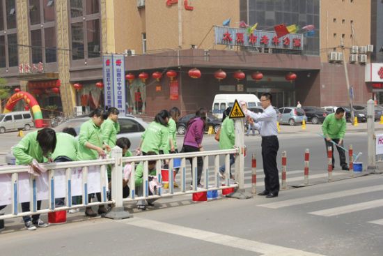 世界地球日 海尔环保小卫士