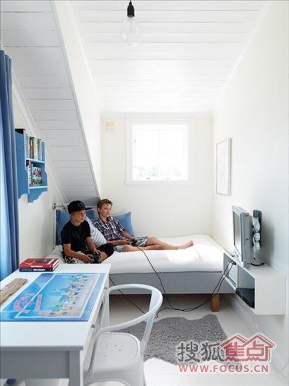 蓝绿搭配 渔民房改造成清新敞亮舒适的近海别墅 