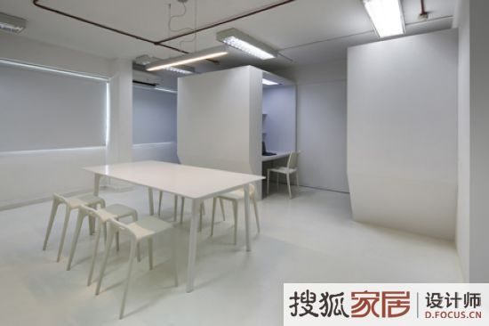 空间结构巧设置 极其简约廋型办公Office 