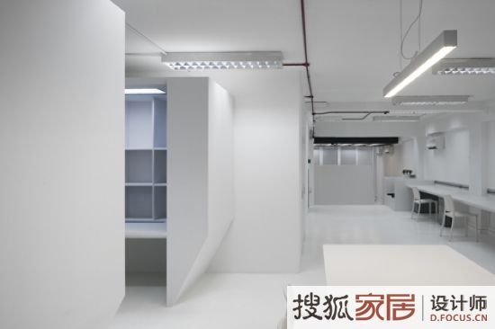 空间结构巧设置 极其简约廋型办公Office 