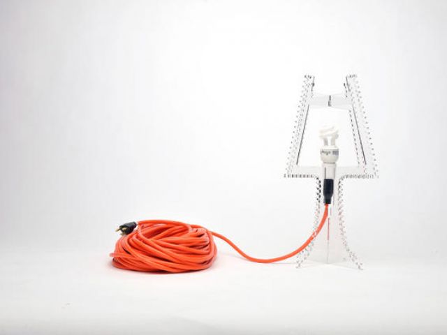 原来电线也能艺术 简易DIY出个性电线台灯(图) 