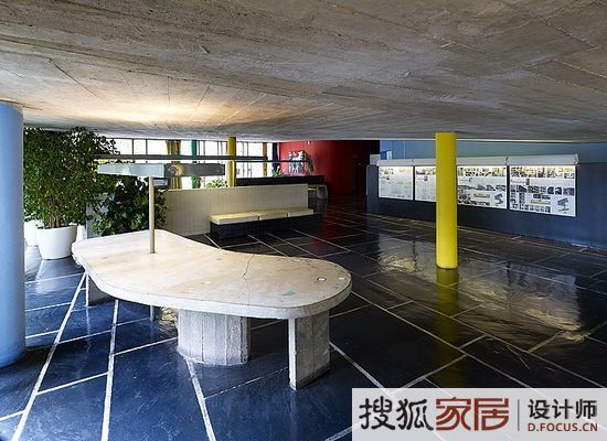 现代建筑语汇 柯手收下的巴黎瑞士学生宿舍 