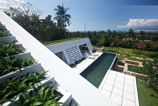 金字塔环保屋顶 泰国度假别墅唯美设计(图) 