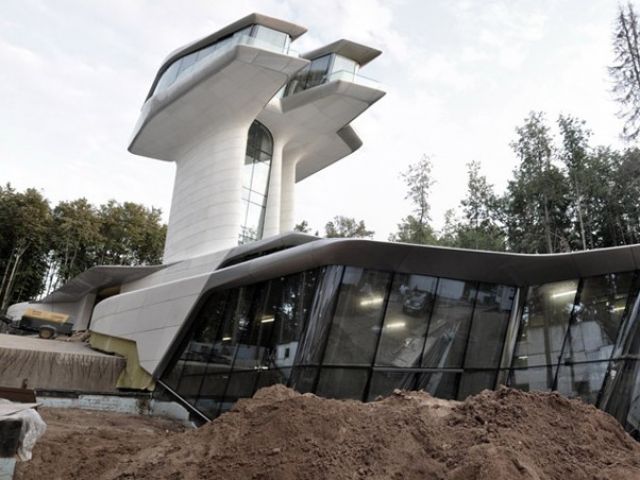 Zaha Hadid为超模建造宇宙飞船住宅(组图) 