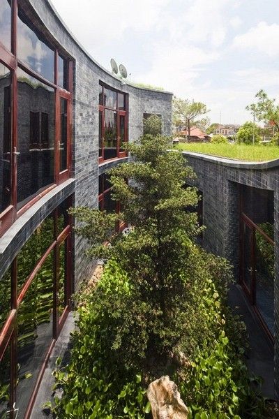 媲美自然的原始空间 越南石楼设计欣赏(组图) 