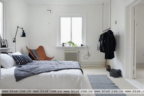 极简哥德堡北欧风公寓 白色地板充满生机(图)