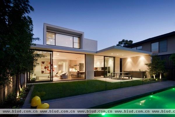 依山就势设计 澳大利亚优雅理想家庭住宅(图)