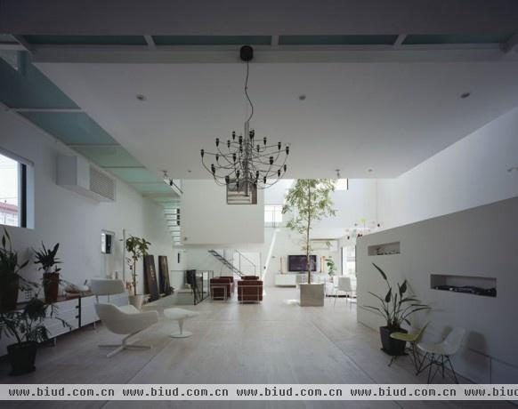 东京透明玻璃两层住宅 名家土田拓也主持设计