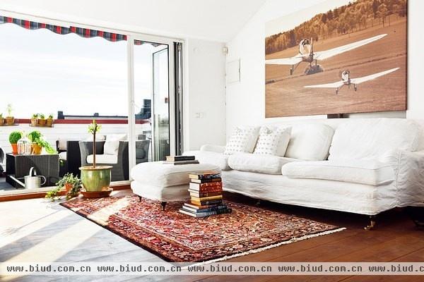 瑞典优质复式公寓 条状地板铺设精致生活(图)