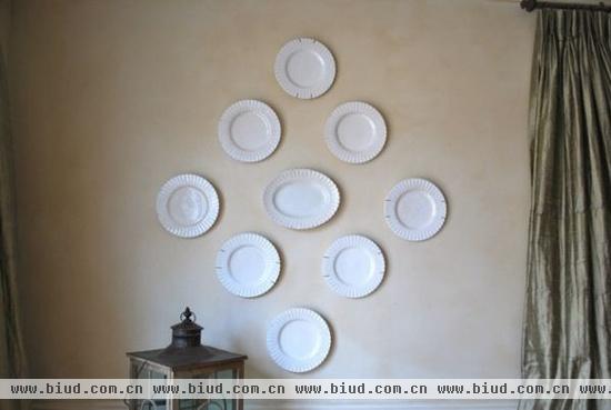 排列组合随你选 15种盘子上墙装饰方案(组图)