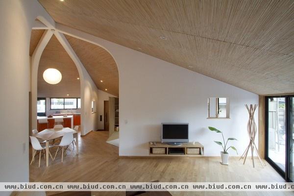 五角形非对称住宅 木质结构打造日式和风(图)
