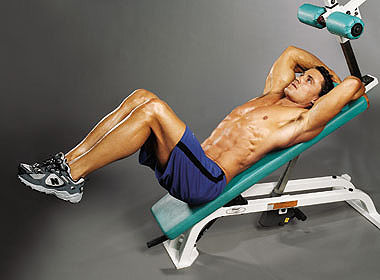 仰卧举腿是训练下腹部肌肉的有效动作之一