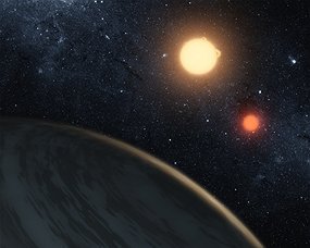 气态巨行星Kepler-16b，体积与土星相当，所绕轨道距离母星1.05亿公里